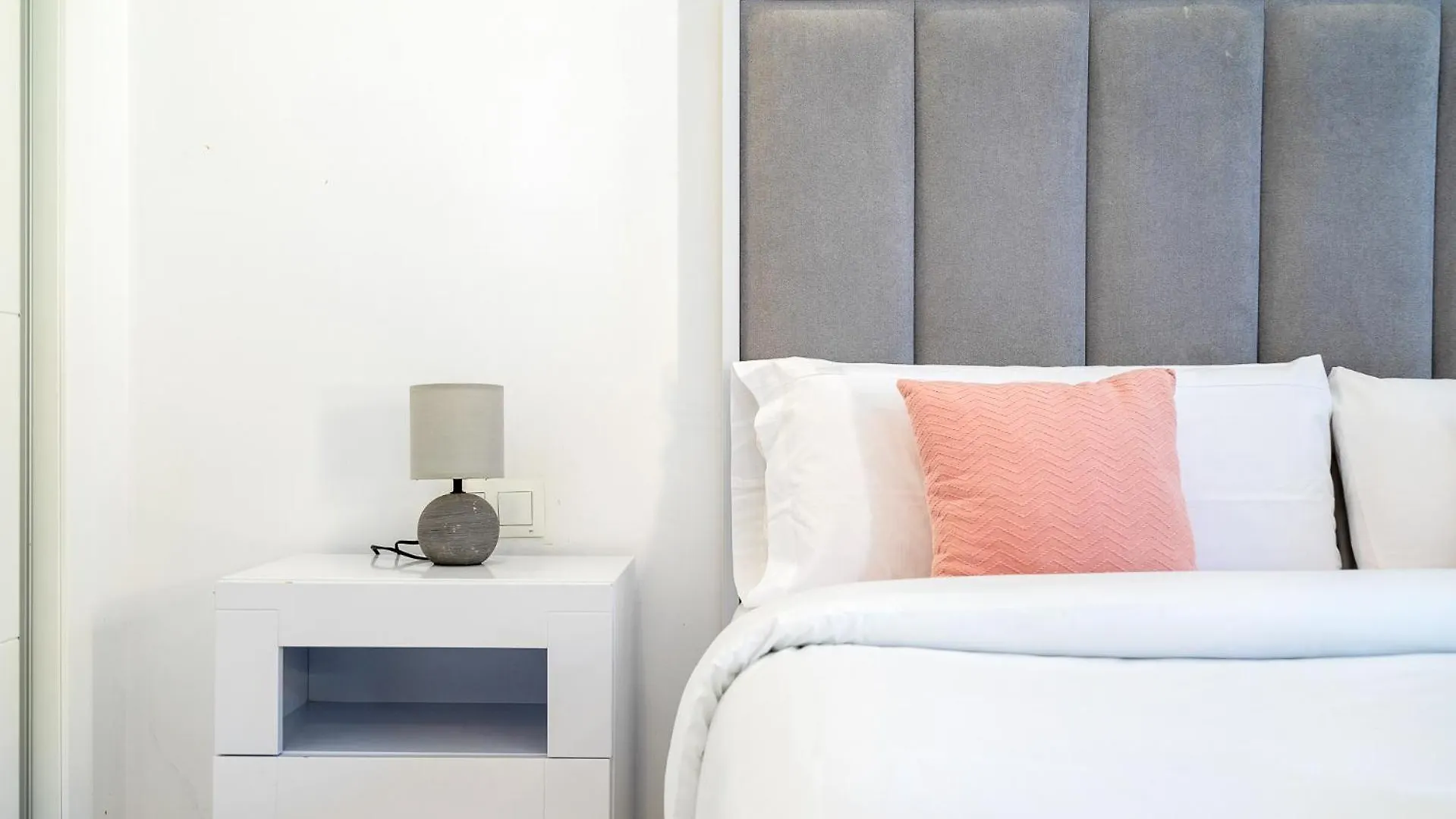 Oleholidays 601 Romana Playa Junto Al Mar Marbella Appartamento